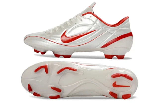Nike Low-Top FG Soccer Cleats product detail image 3