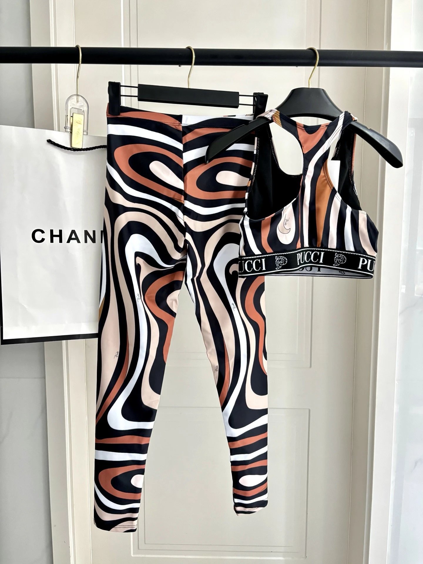 Emilio Pucci Matching Sets Abstract Print Crop Top and Leggings Set image 5