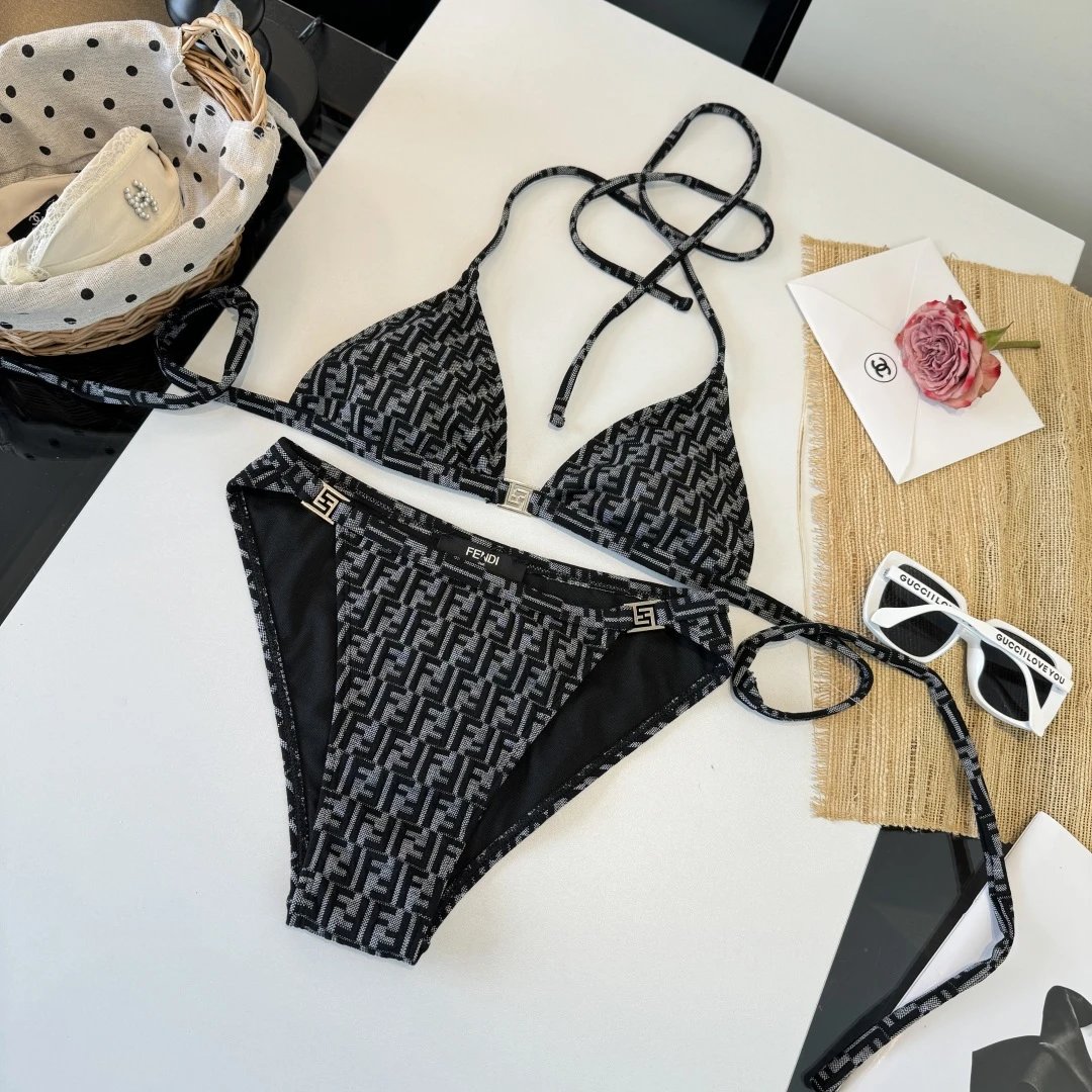 Fendi Swimwear FF logo-print triangle bikini — 11