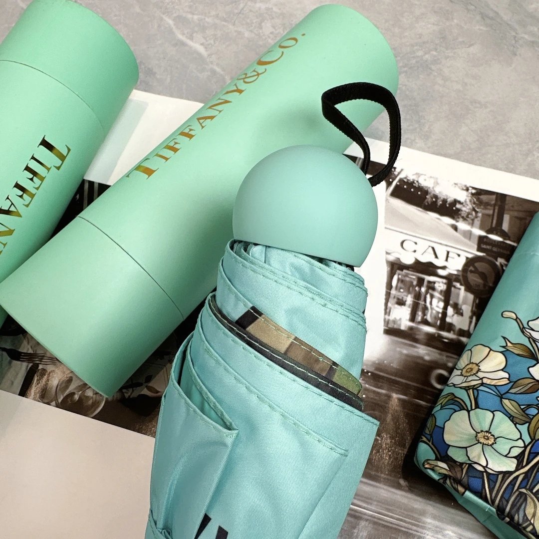 Tiffany & Co. Uncategorized Five-fold folding floral-print umbrella image 3