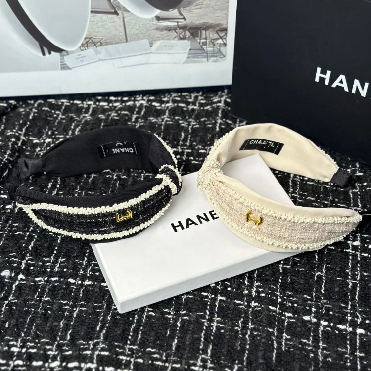 Chanel Uncategorized Tweed and pearl-trim wide headband image 2