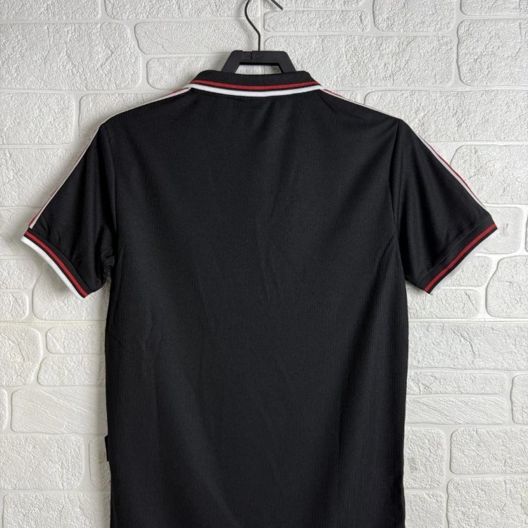 Umbro Football Jerseys Manchester United Retro Jersey image 4