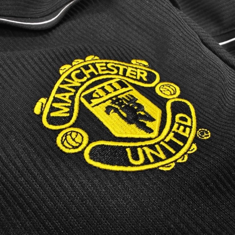 Umbro Football Jerseys Manchester United Retro Jersey image 6