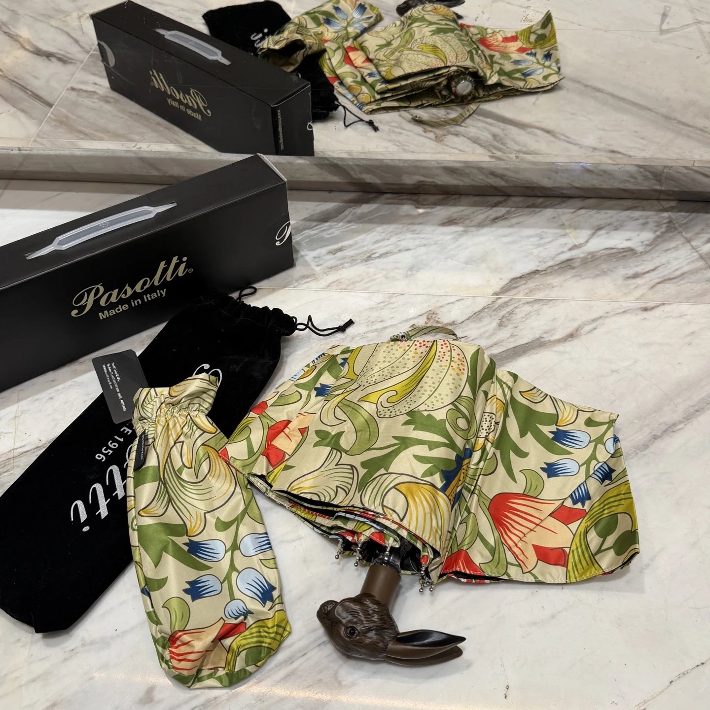 Pasotti Uncategorized Folding Umbrella with Rabbit Handle image 3
