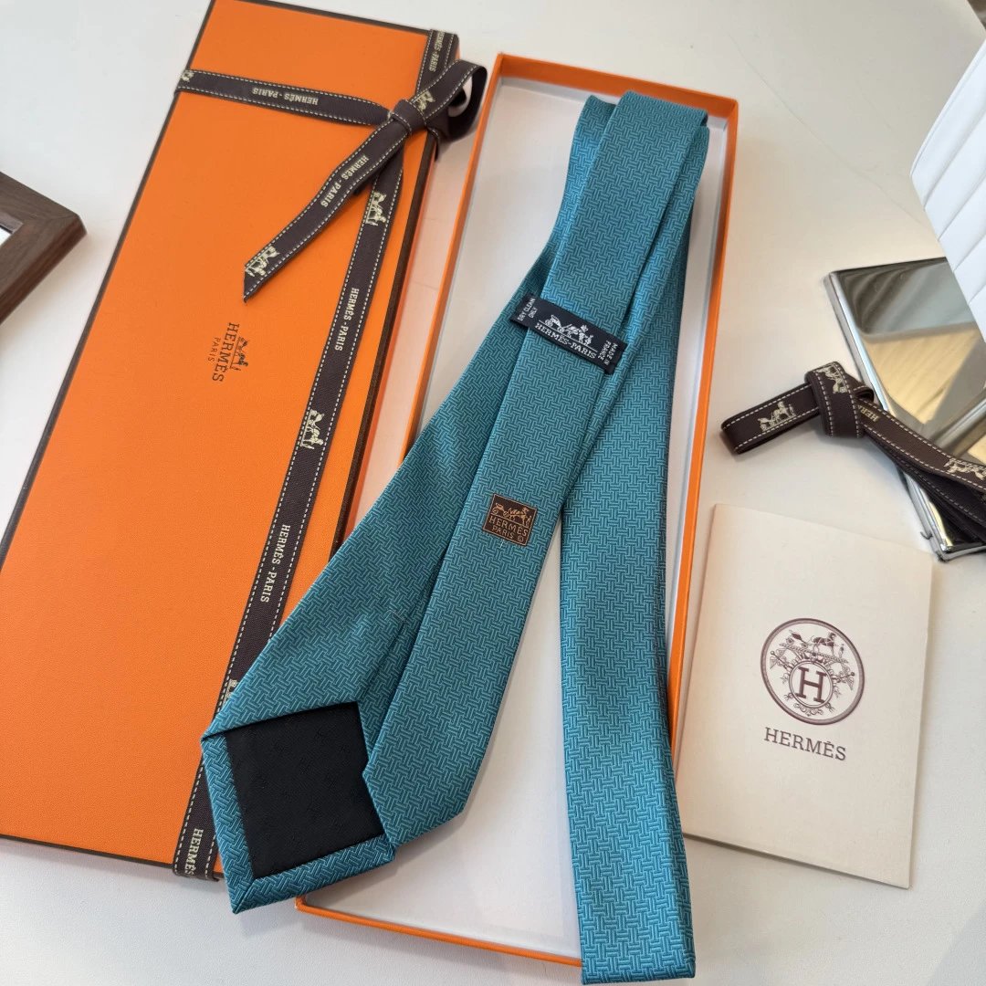Hermès Ties Horseshoe Motif Jacquard Tie image 3