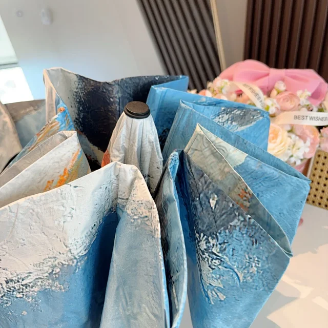 Gucci Uncategorized Folding Cat Print Umbrella product detail image 4