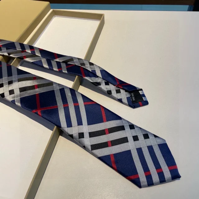 Burberry Ties 6586 Plaid Jacquard product detail image 4