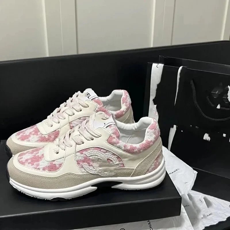 Chanel Chanel 22 Sneakers