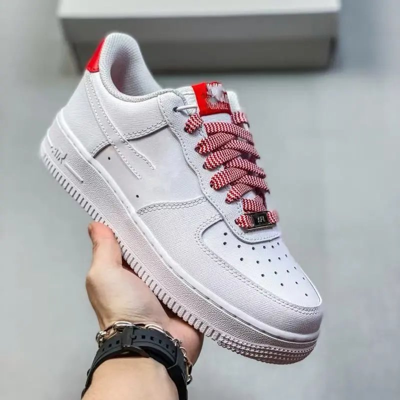 Nike Sneakers Low-Top Lace-Up — 13