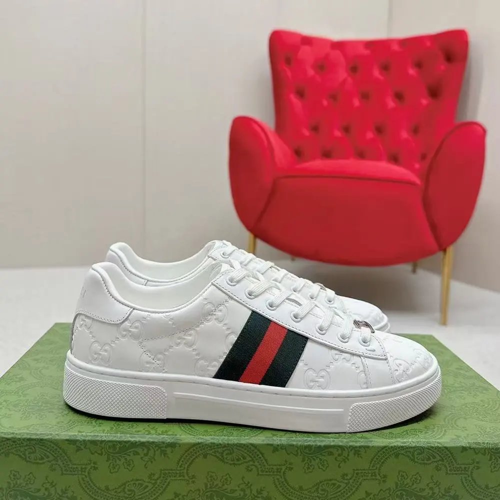 Gucci Sneakers Low-Top Logo — 7