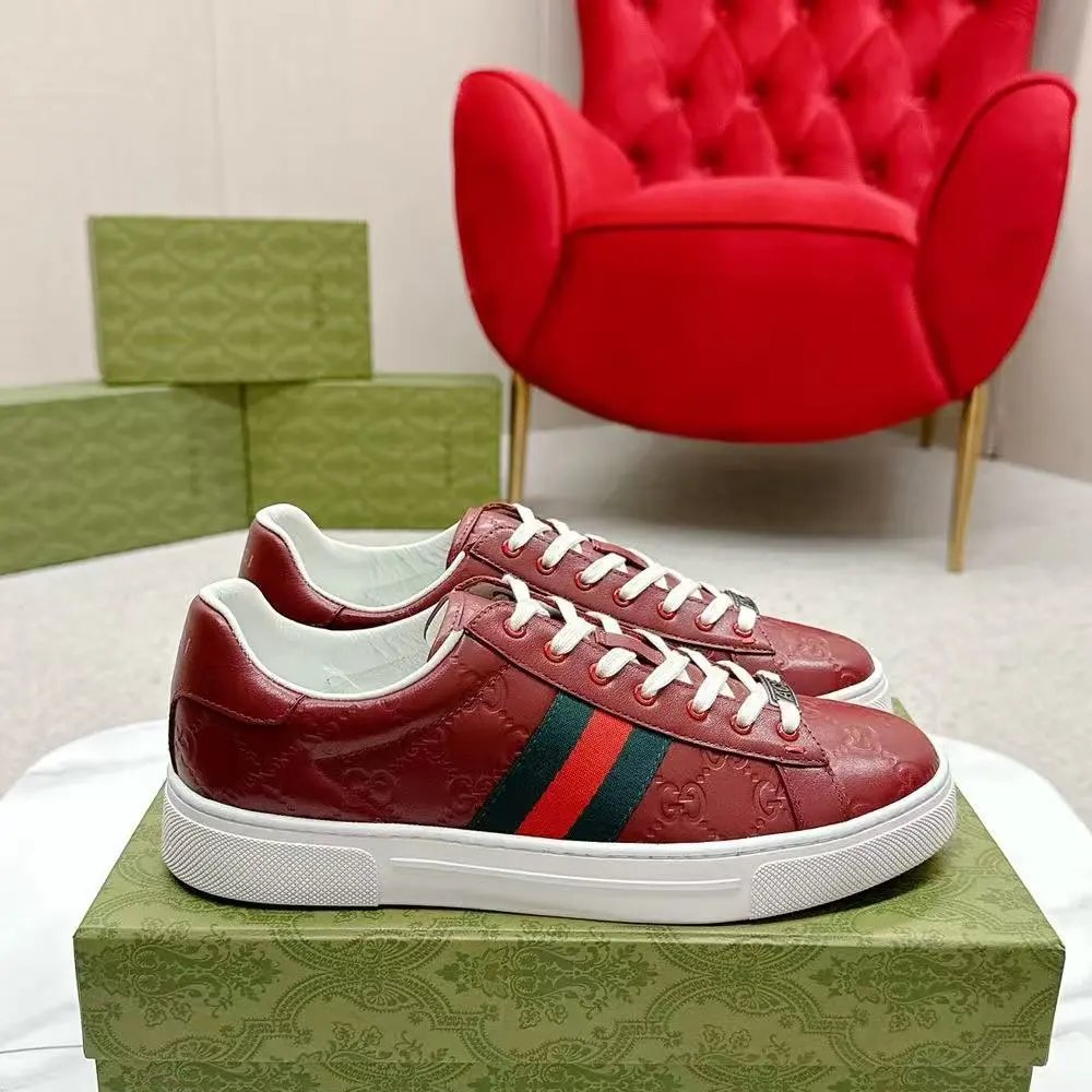 Gucci Sneakers Low-Top Logo — 13
