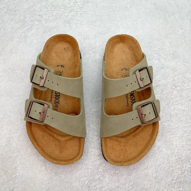 GX two character chestnut brown