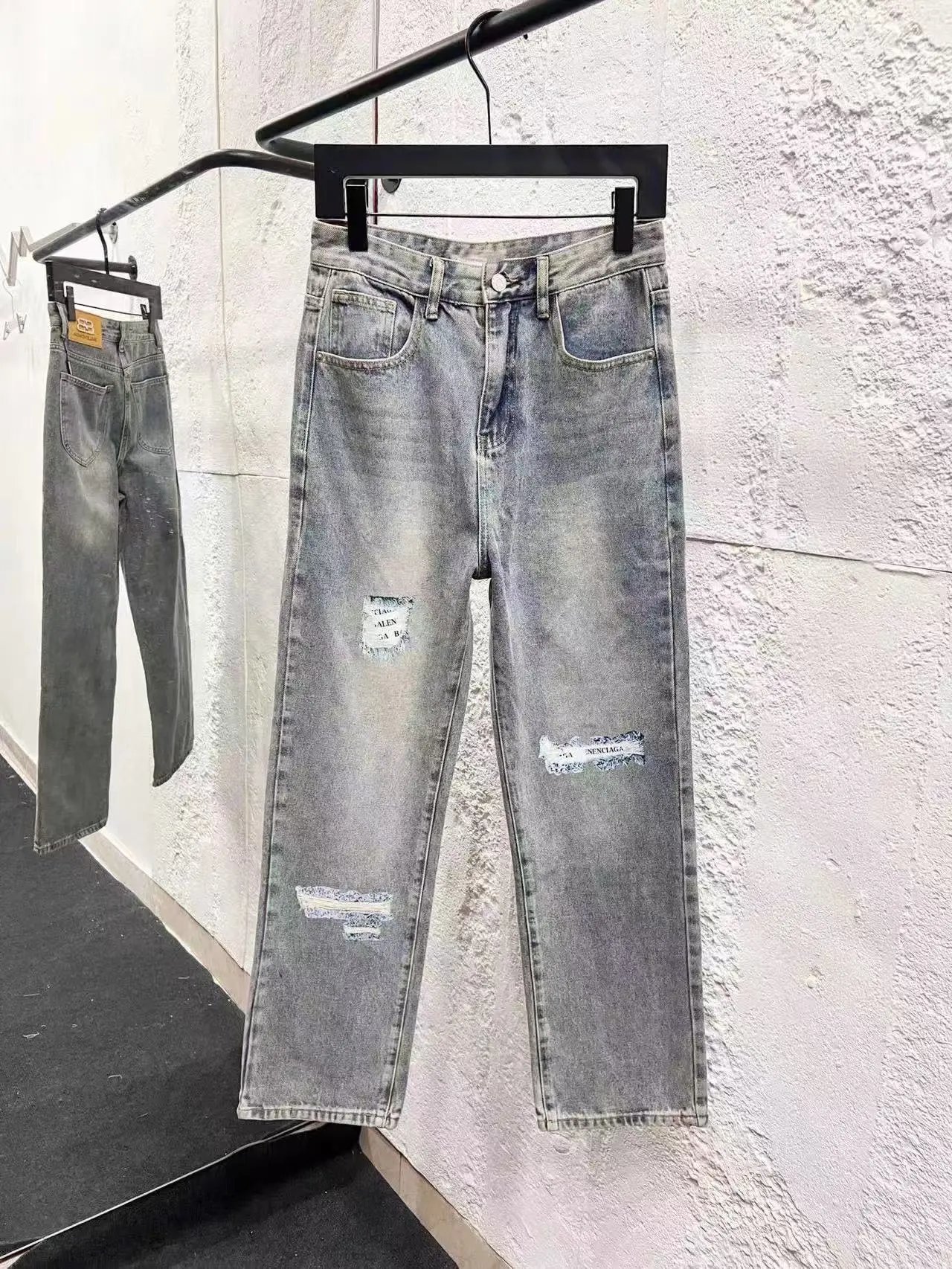 Balenciaga Jeans Logo-Print — 26