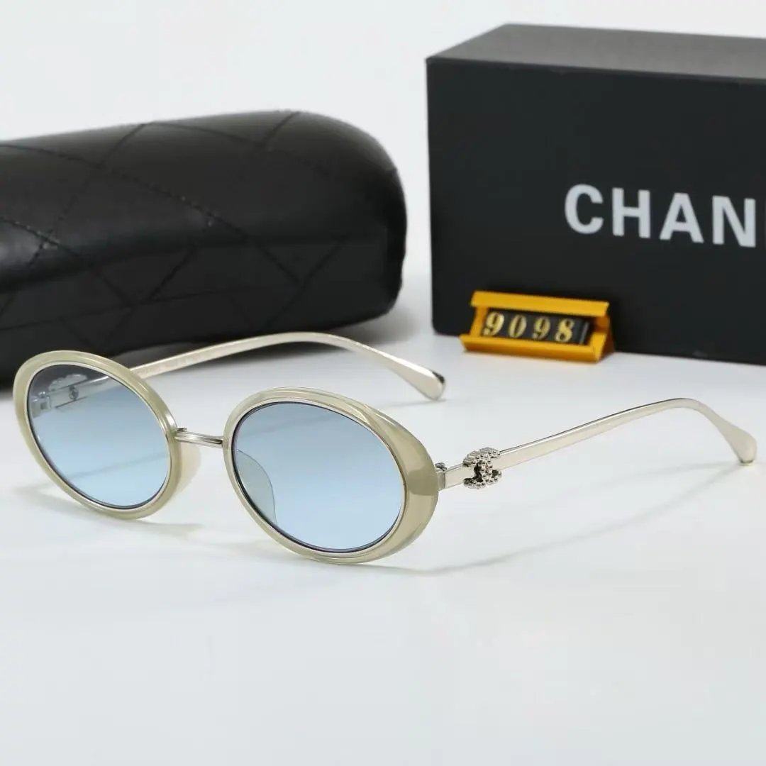 Vans Eyewear Rectangular sunglasses with Off The Wall temple logo — 26