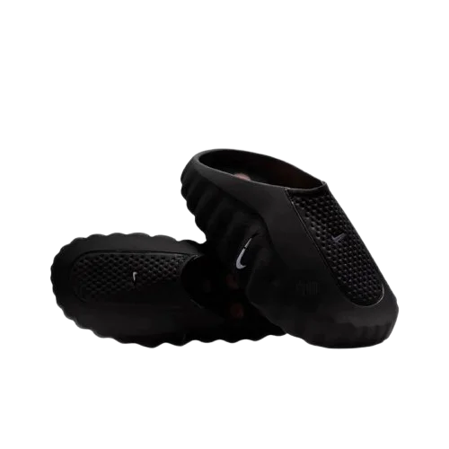 Black slippers