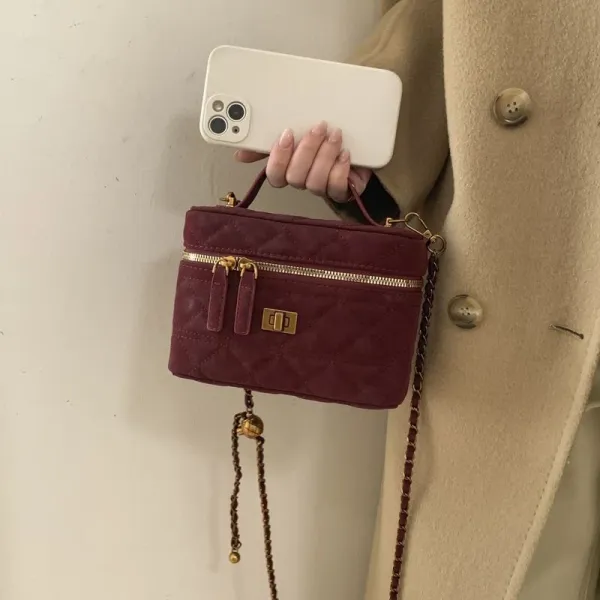Design Quilted Mini Chain Bag Burgundy Handbag - 1