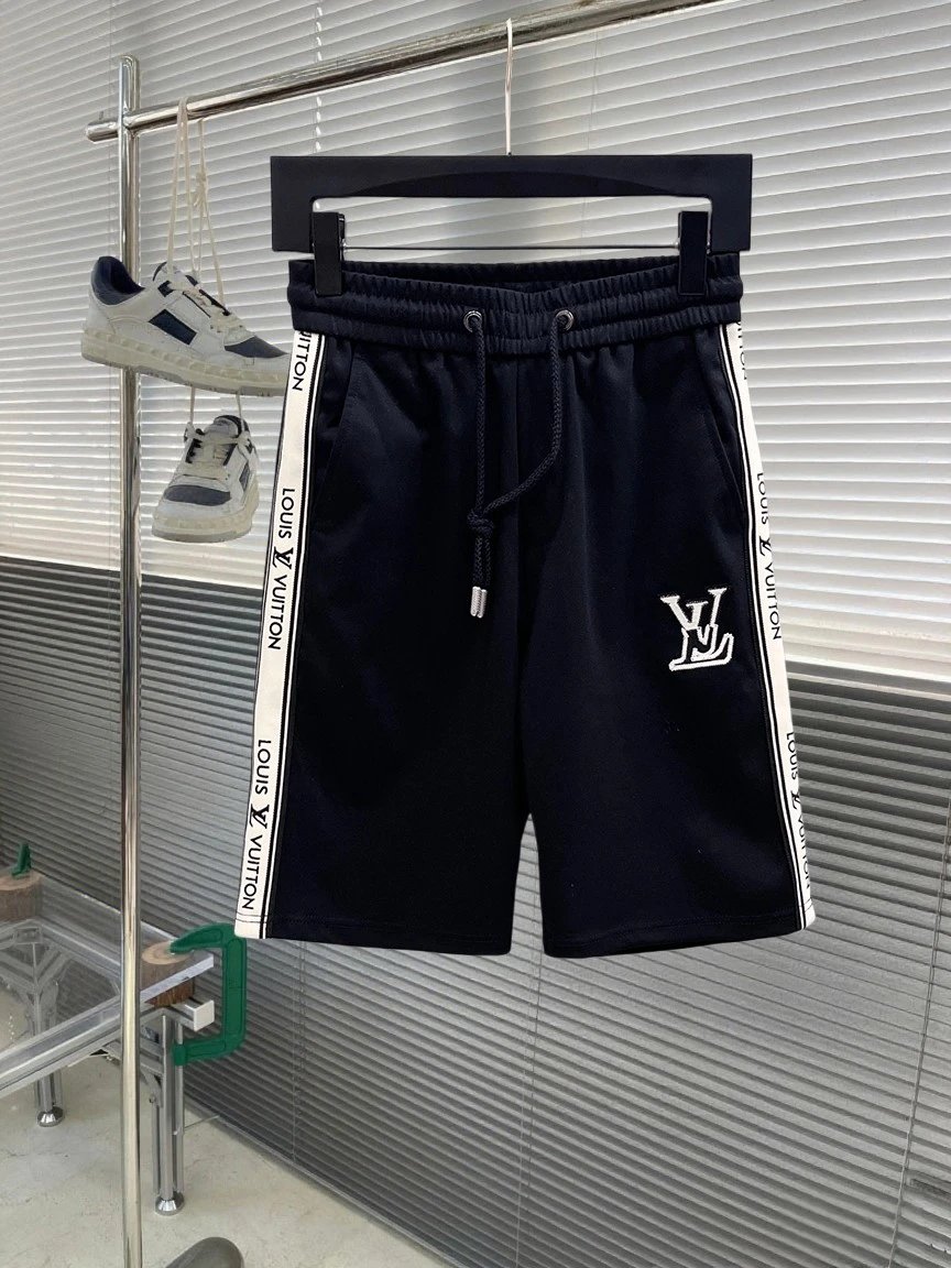 Louis Vuitton Black 