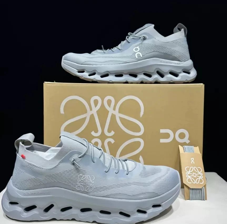 On Cloudmonster Ligh