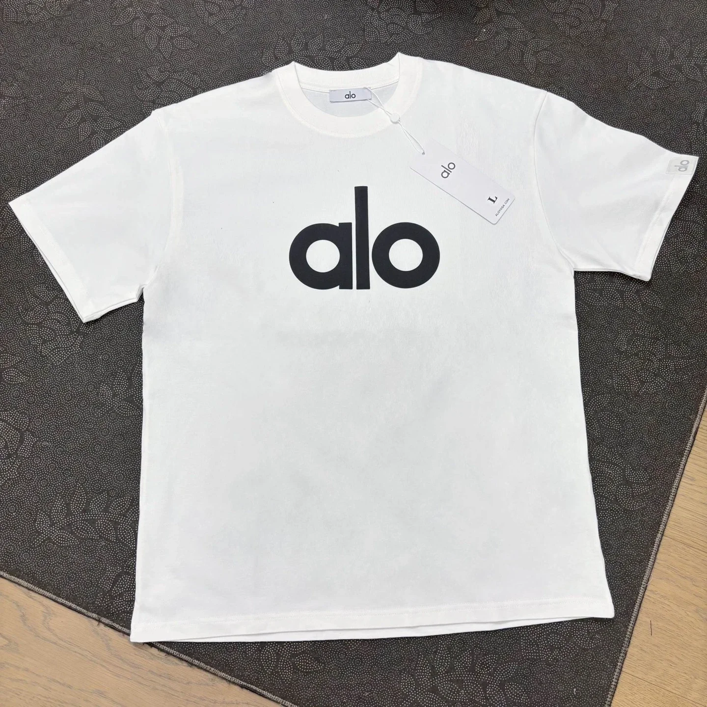 Alo T-shirt