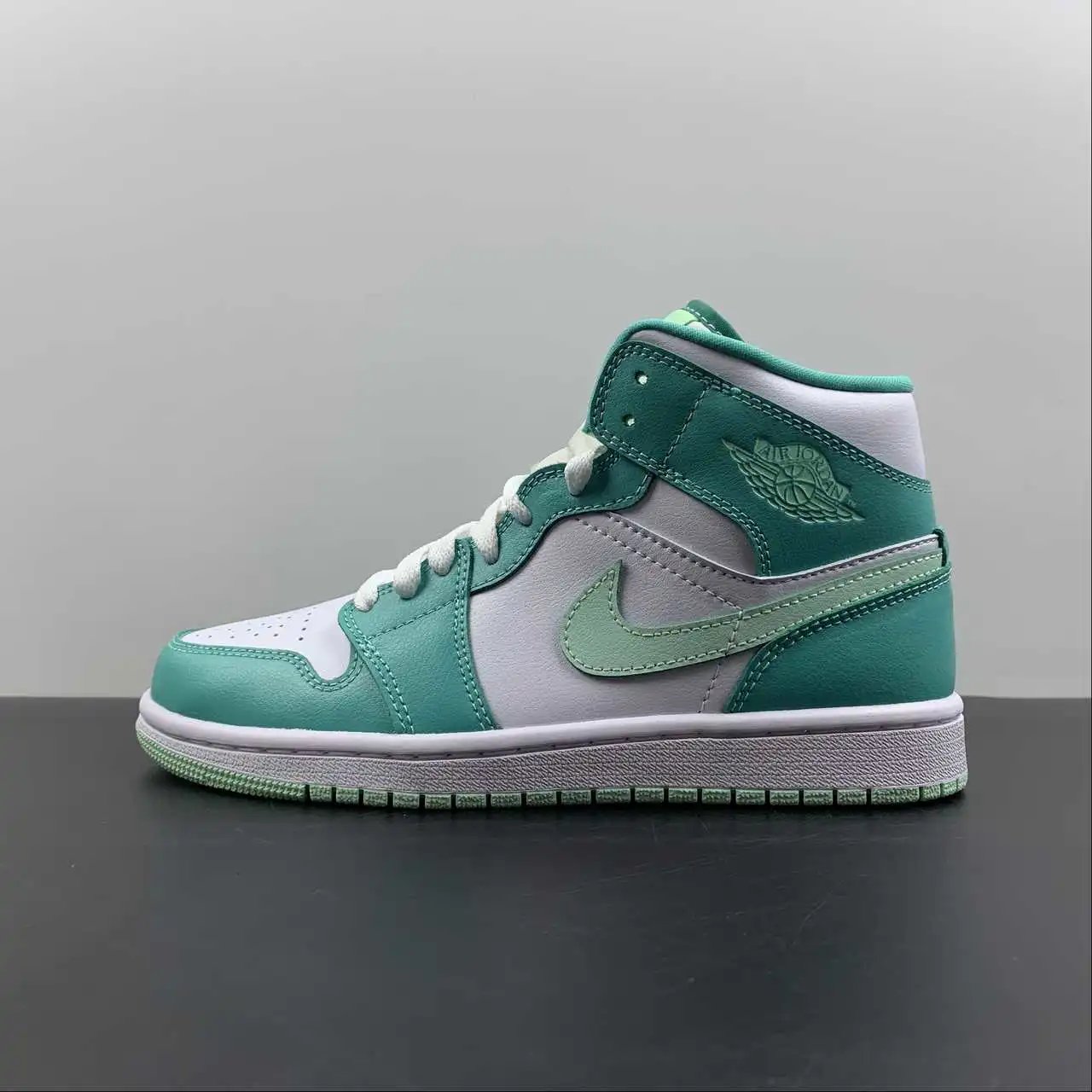Air Jordan 1 Mid Tiffany Green White – DV2229-300 thumbnail 2