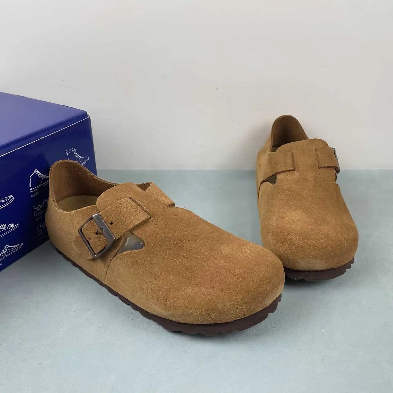 Birkenstock London thumbnail 2
