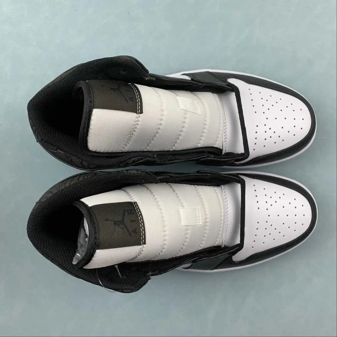Air Jordan 1 Mid Black White – FB9911-001 thumbnail 4