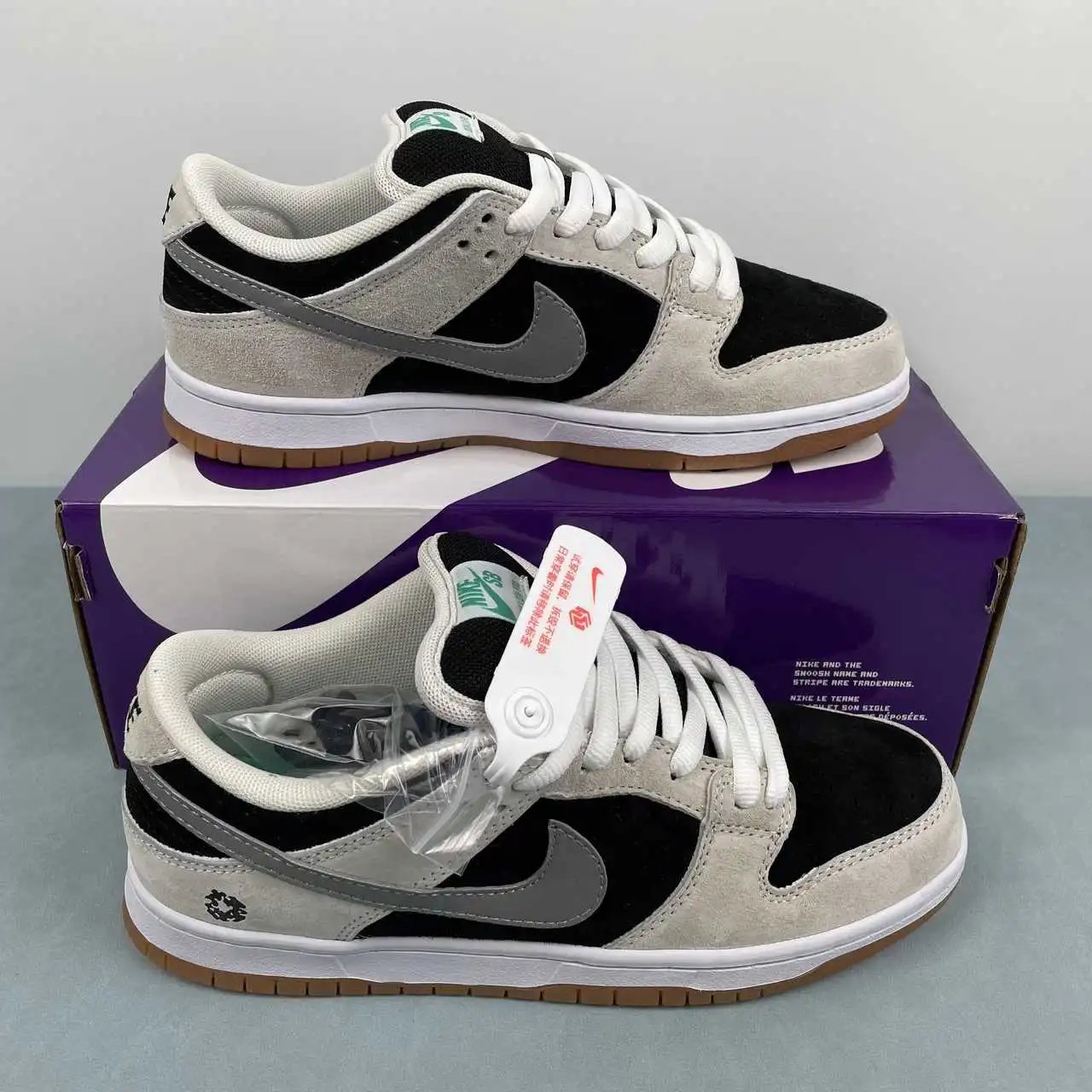 Nike Dunk Low Black Grey – HF3704-001