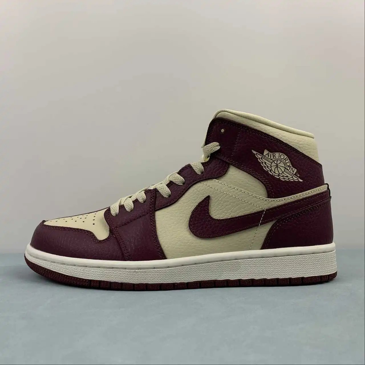 AJ1 Mid Off-White Burgundy – DR0501-200 thumbnail 2