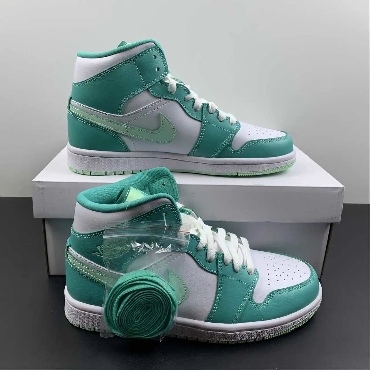 Air Jordan 1 Mid Tiffany Green White – DV2229-300