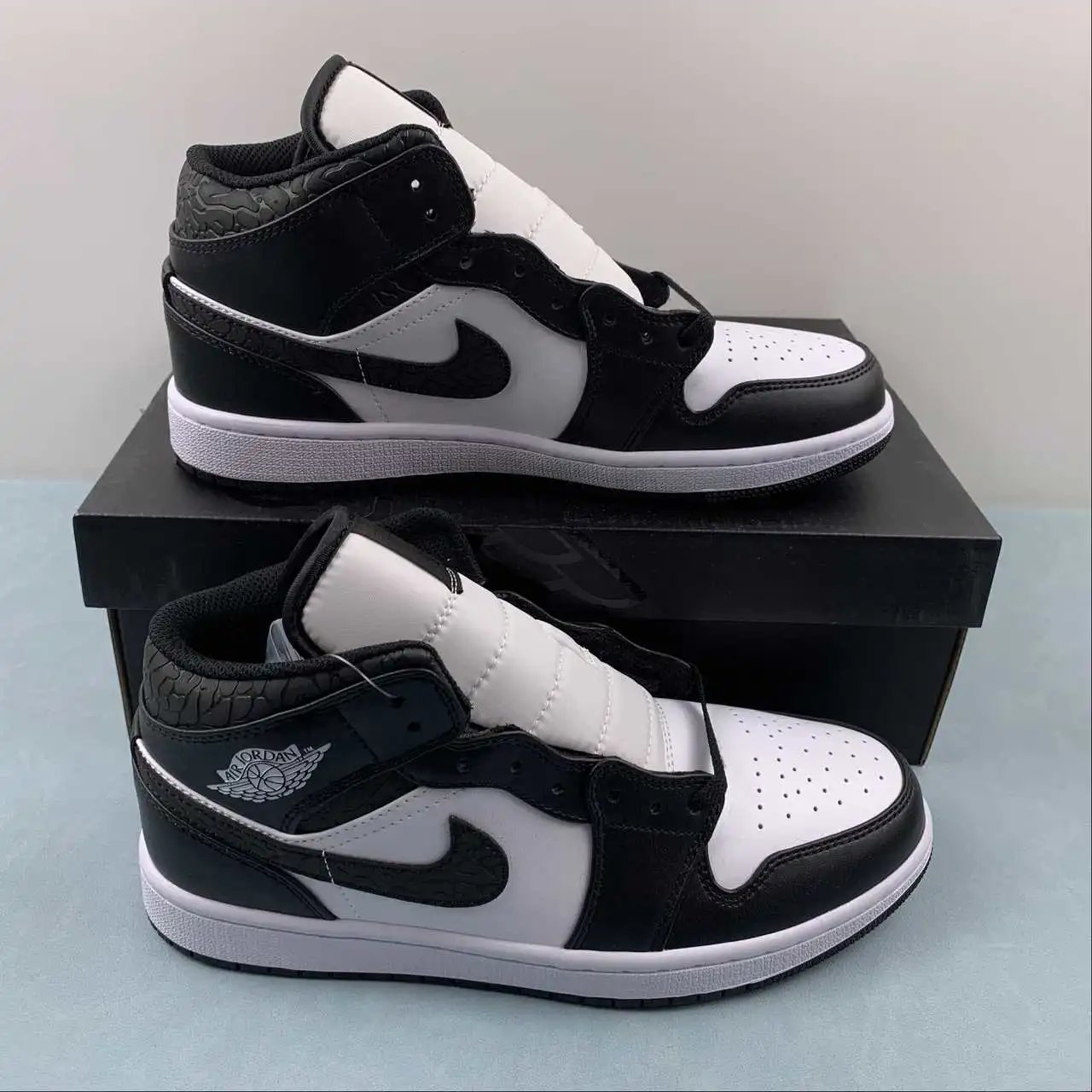 Air Jordan 1 Mid Black White – FB9911-001