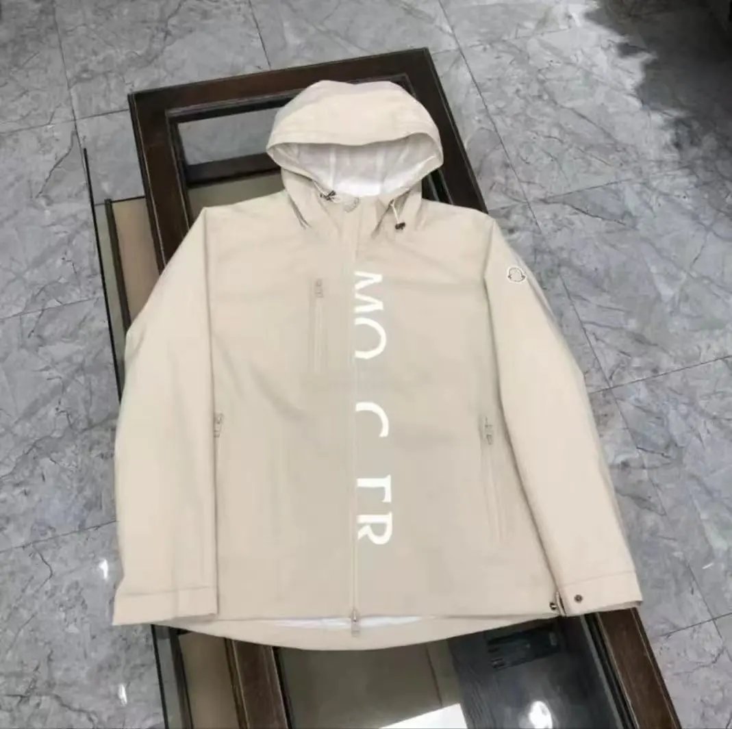 Moncler-3