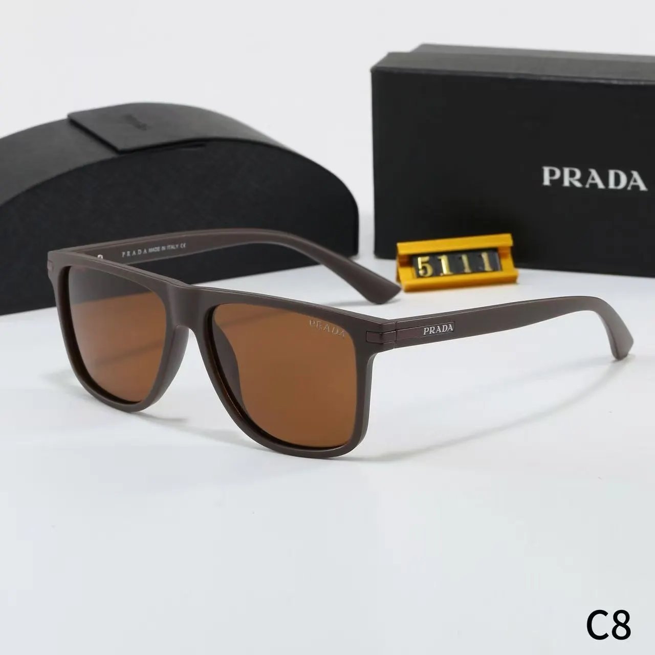 8*Prada