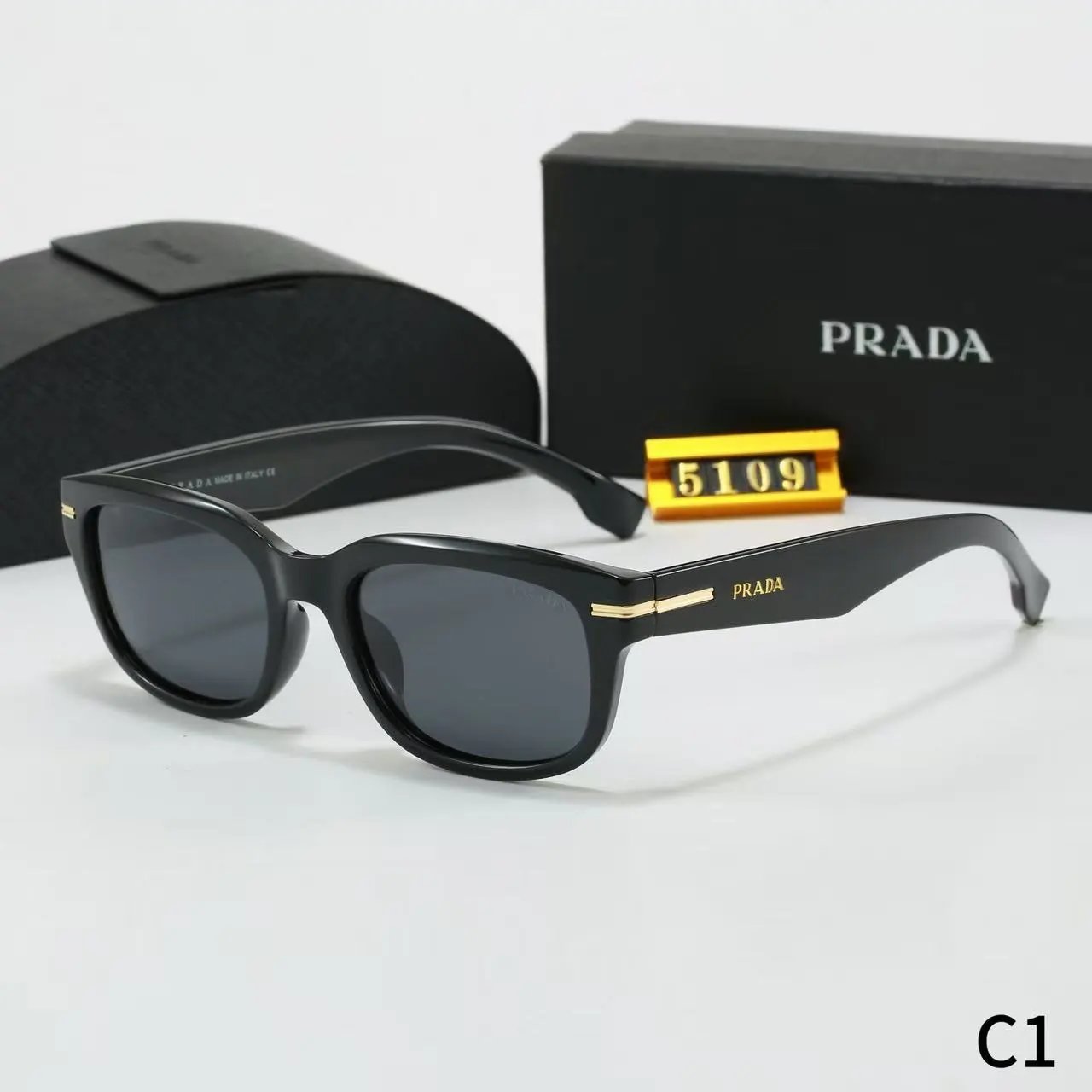 13*Prada