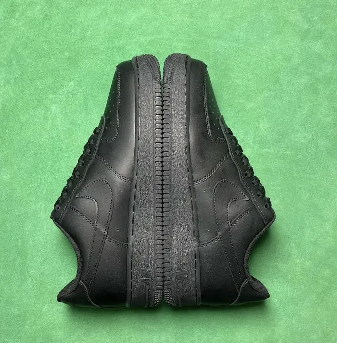 Nike Air Force 1 07 Low Triple Black CW2288-001