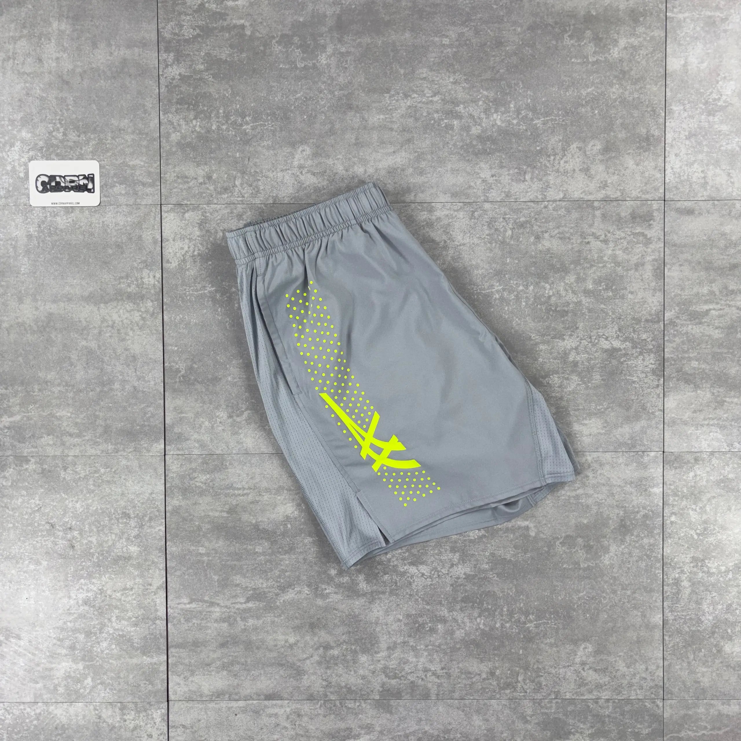 gray shorts
