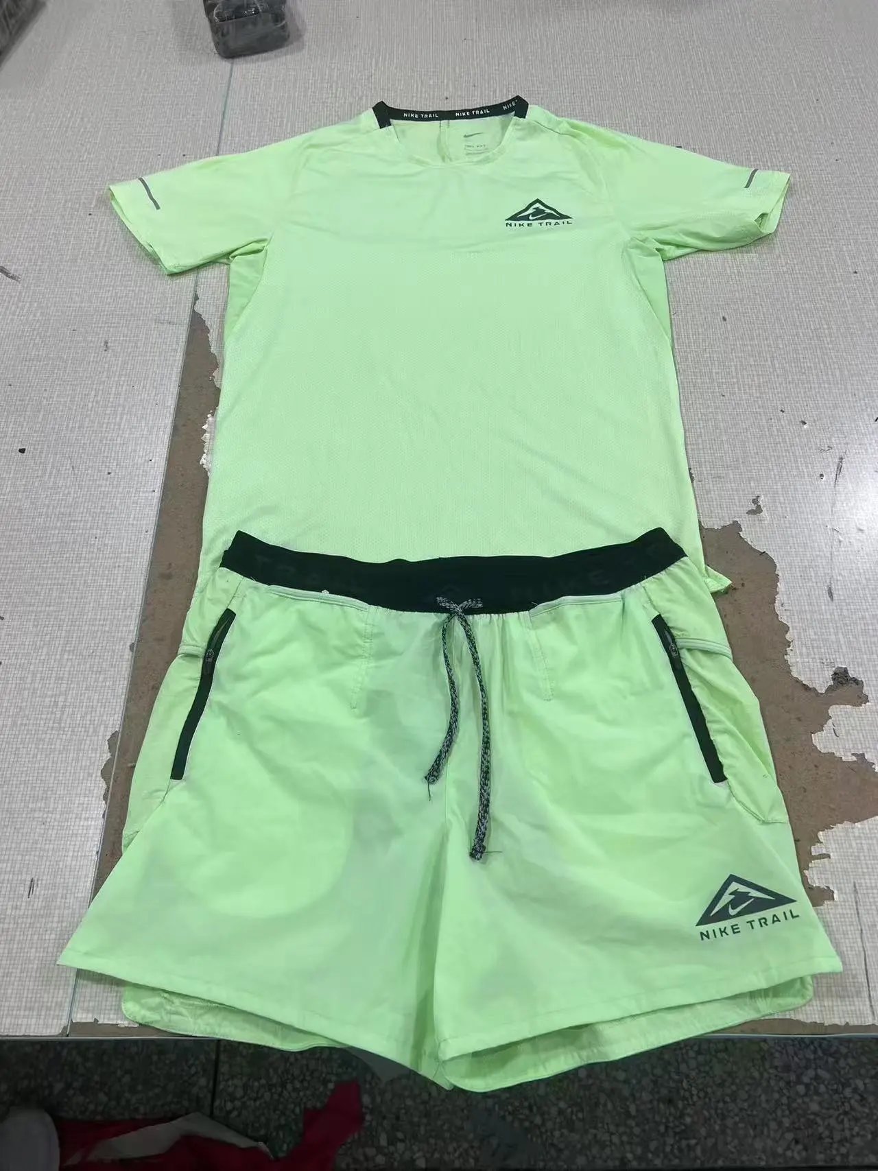 Nik Trail Set (No returns or exchanges without quality issues)