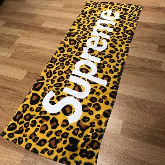 Supreme Sports Towels Gym Sweat Absorber Towel Leopard Pattern Sweater Towel Street Dance Running Towel Wipe Sweater Towel