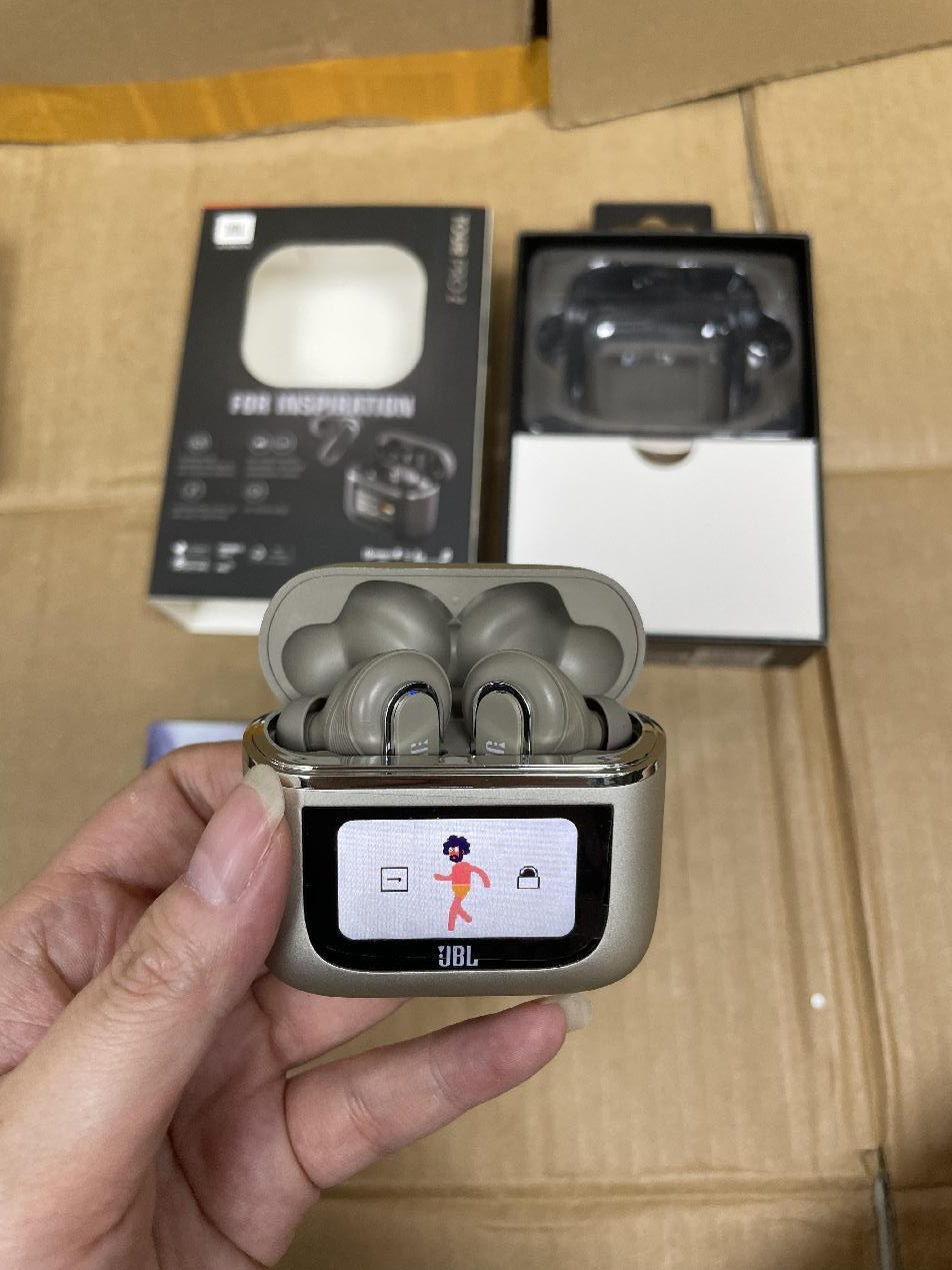 JBL Tour Pro 2 Earbuds product detail 5