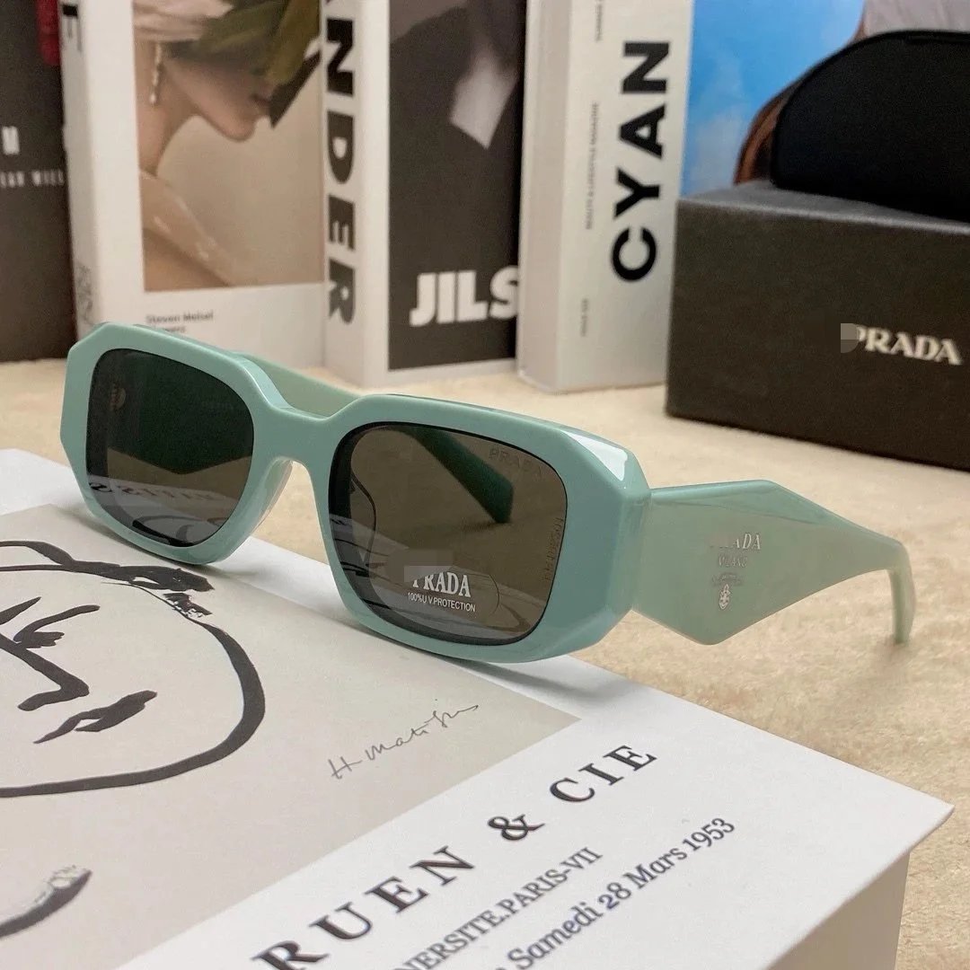 Prada Square Sunglasses product detail 3