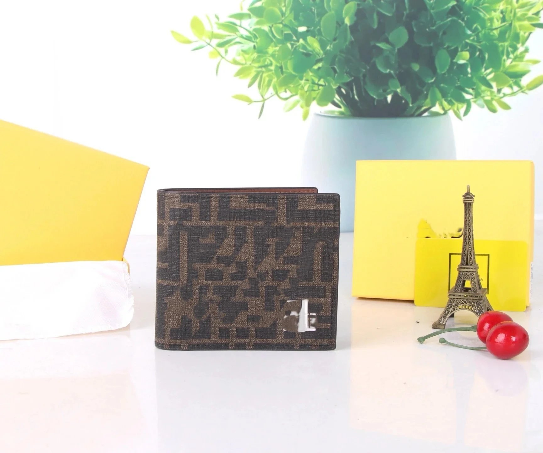 Monogram Card Holder product detail 2