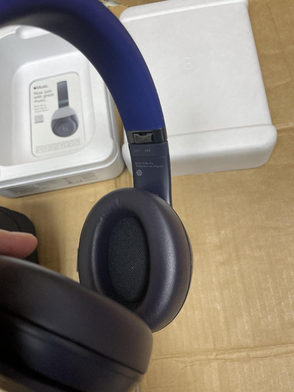 Beats Studio Pro Headphones product detail 7