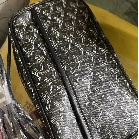 Monogram Shoulder Bag product detail 2