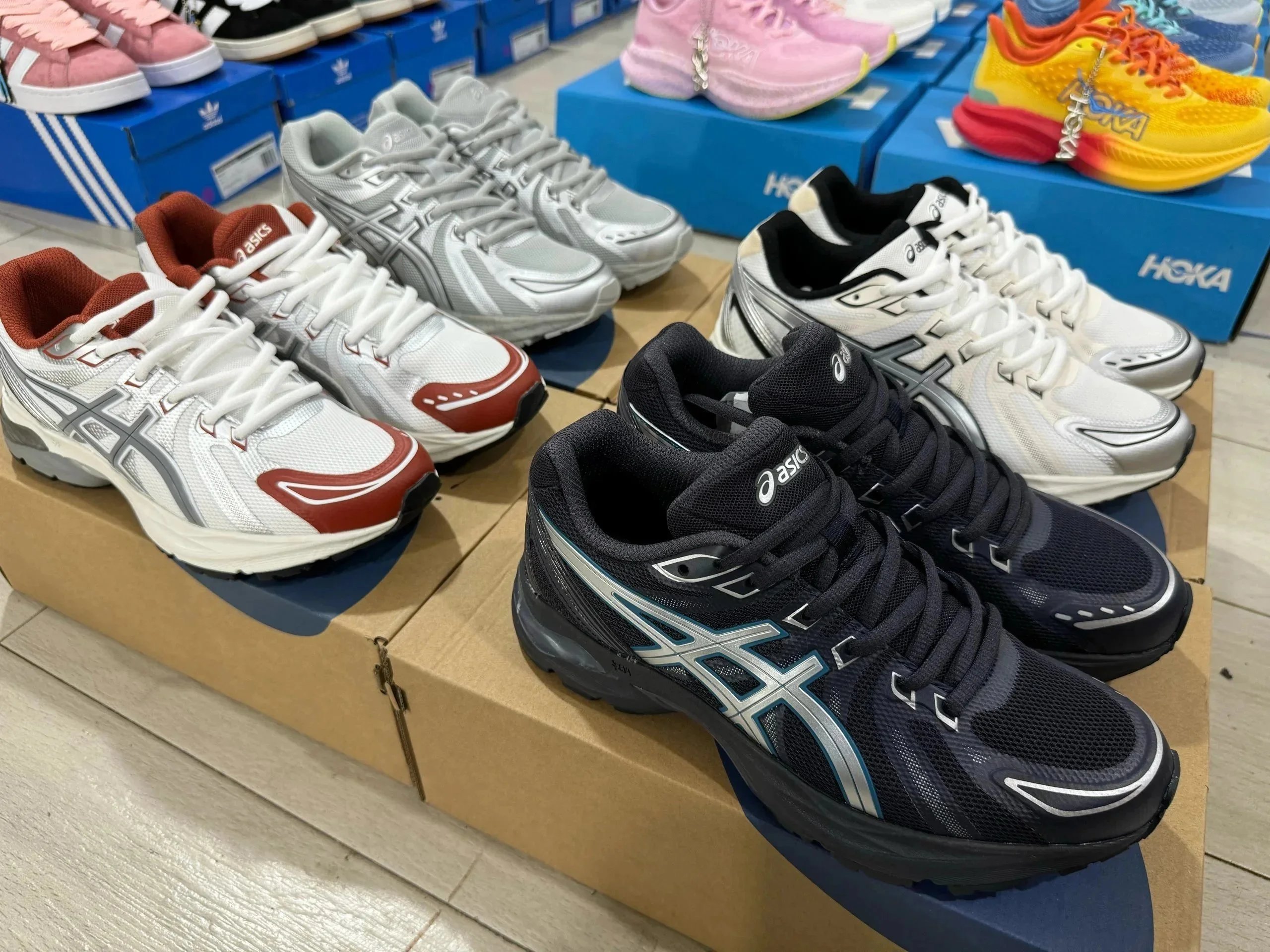 Asics
shoes product detail 1