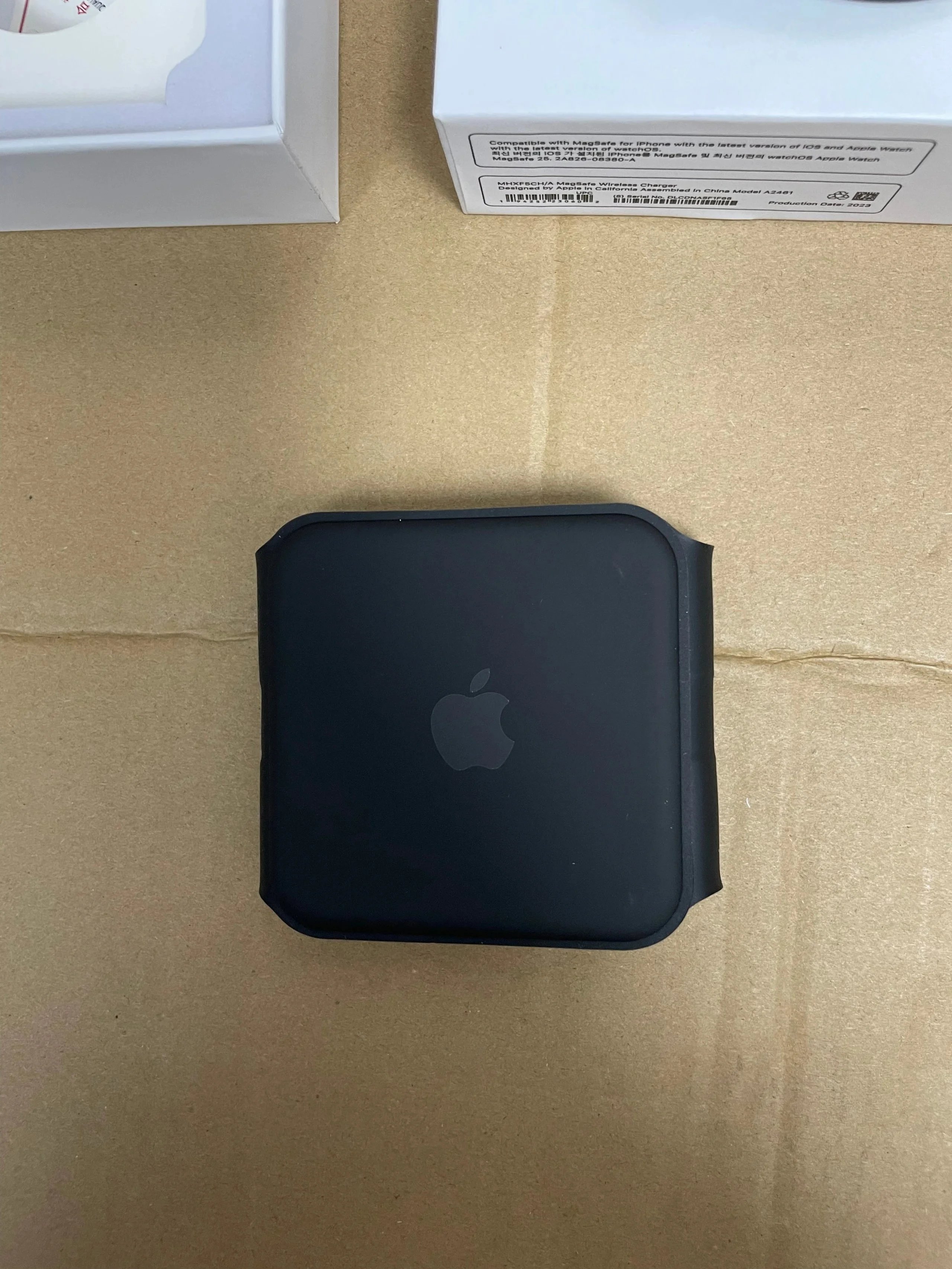 MagSafe Wireless Charging Station product detail 4