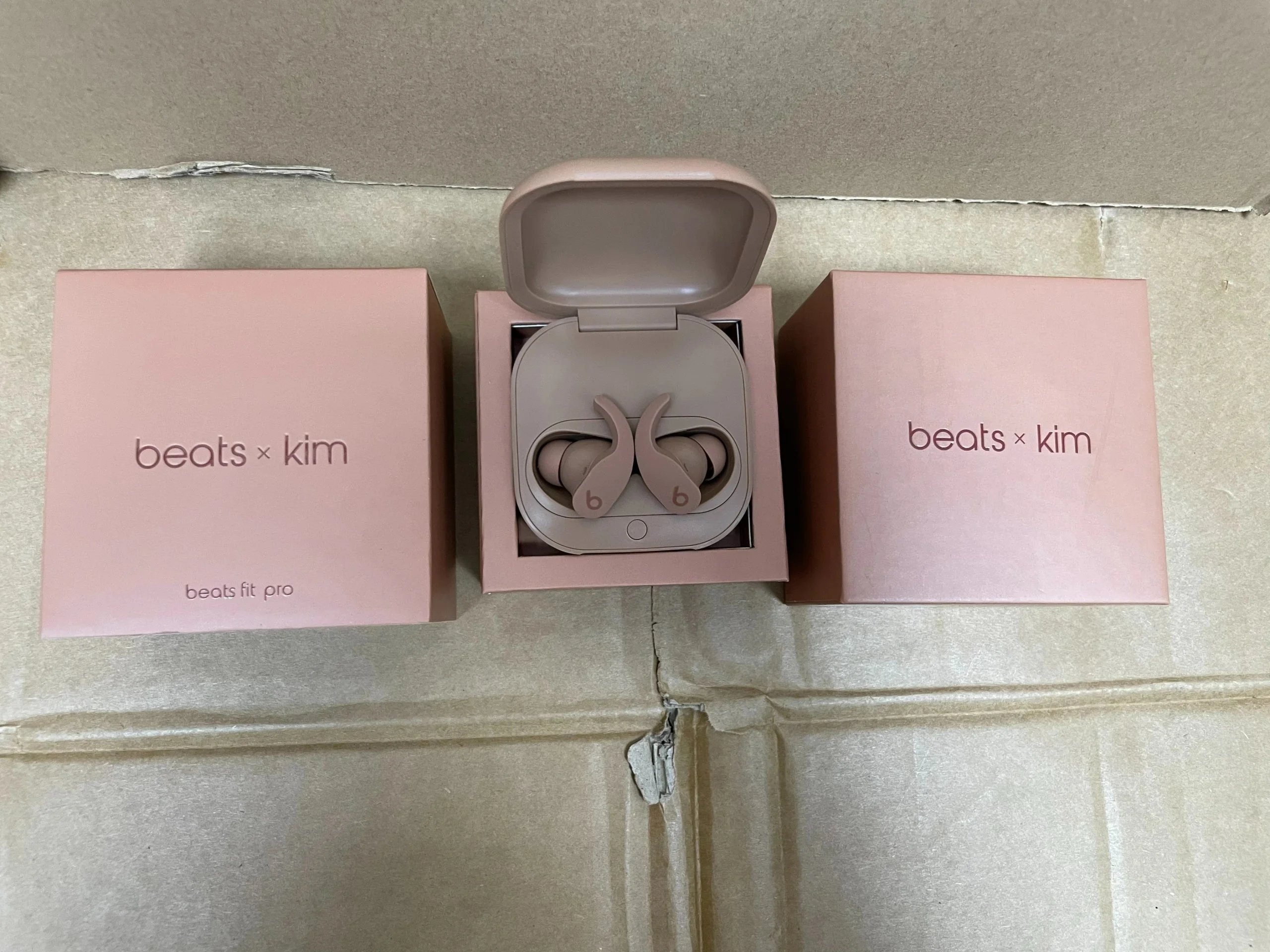 Beats Fit Pro Earbuds product detail 2