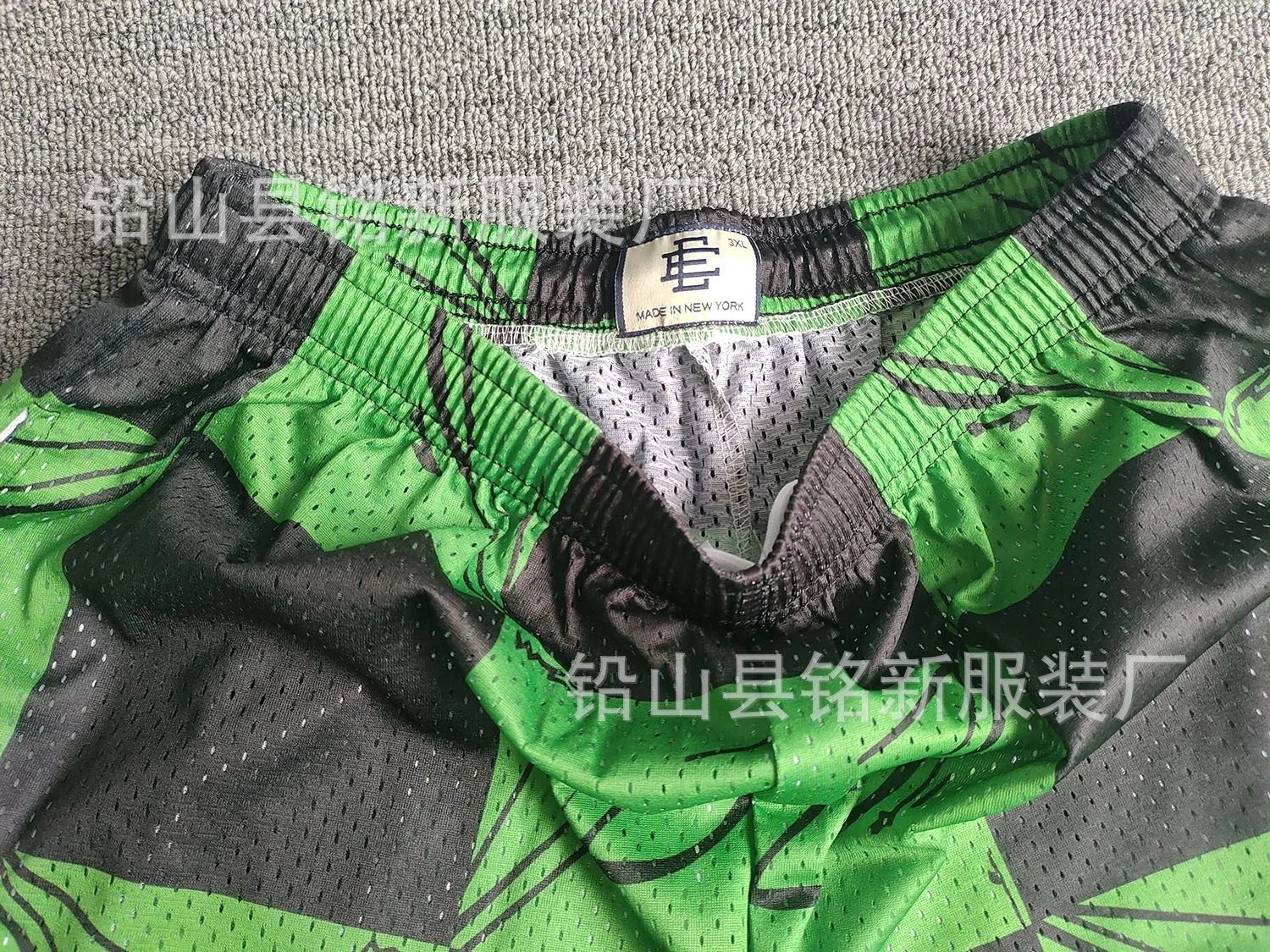 EE shorts product detail 33