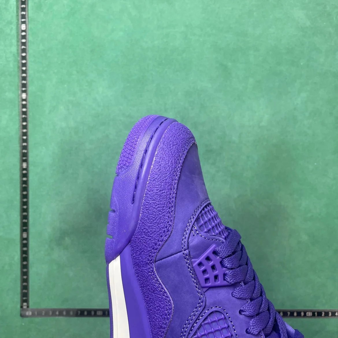 Nike
shoes product detail 14