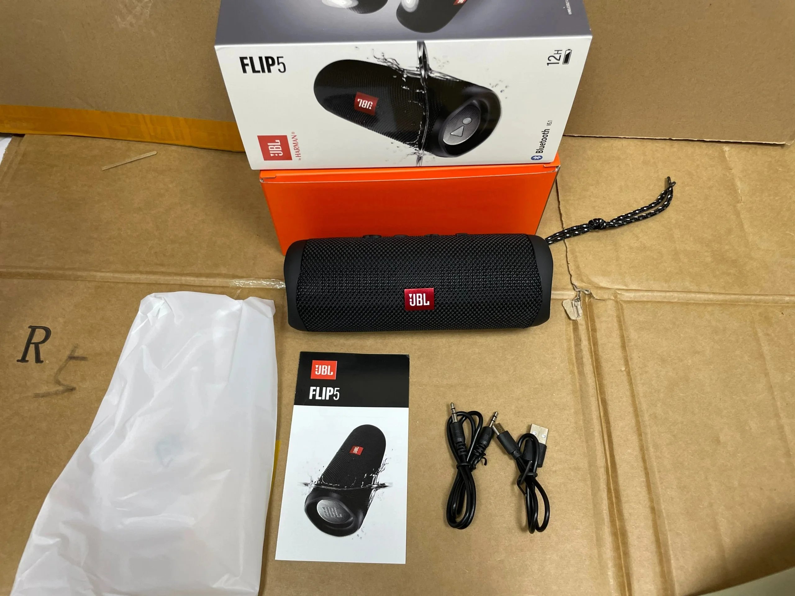 JBL Flip 5 Speaker product detail 7