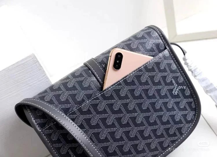 Monogram Shoulder Bag product detail 12