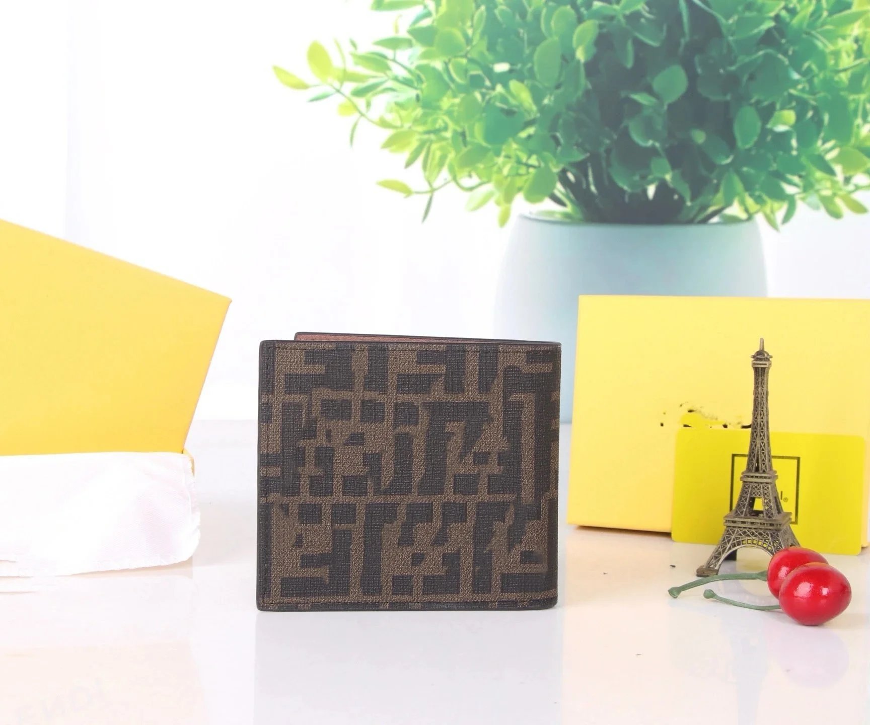 Monogram Card Holder product detail 3